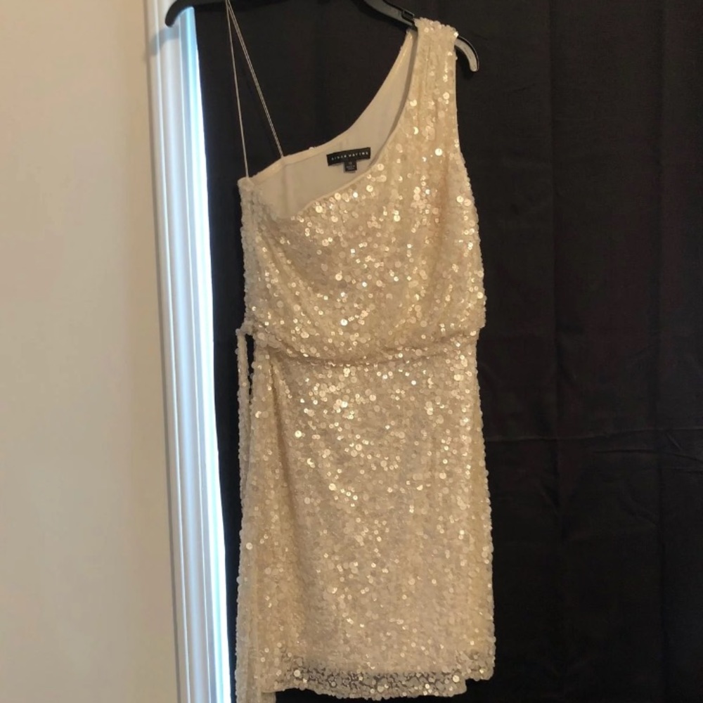 White one shoulder dress